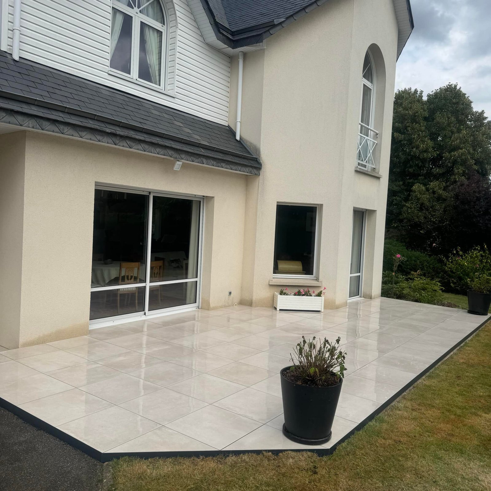 Terrasse sur plots, Mont-Saint-Aignan