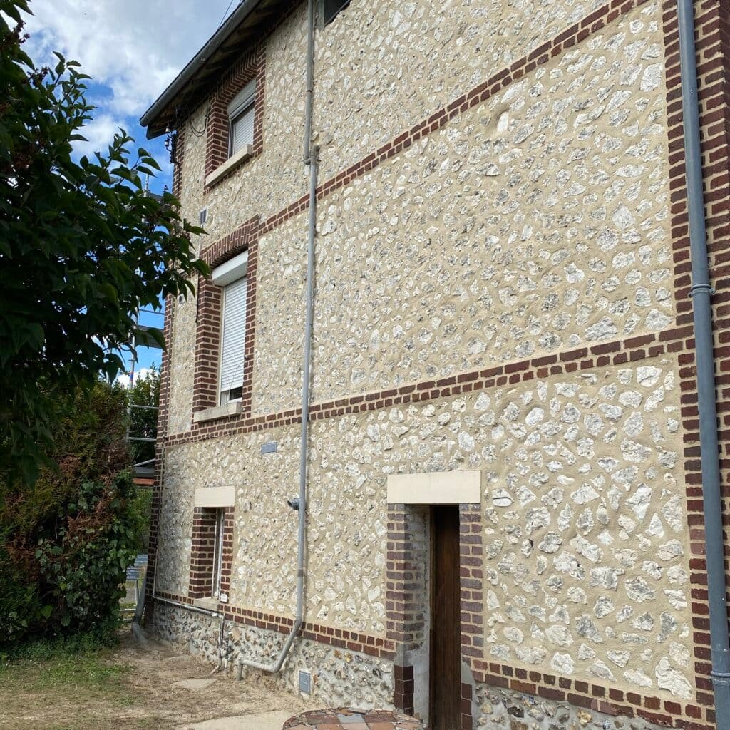 Mvt-reno - Guide Complet du Jointoiement de Façade : Techniques et Conseils d'Experts - Featured Image 1